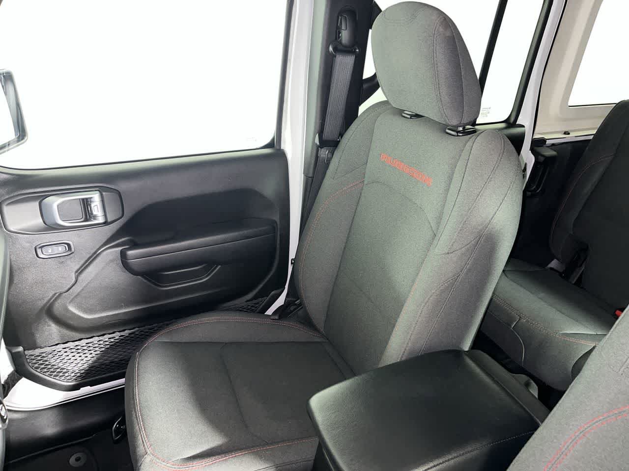 Used 2025 Jeep Wrangler Unlimited Rubicon AWD/4WD image 25