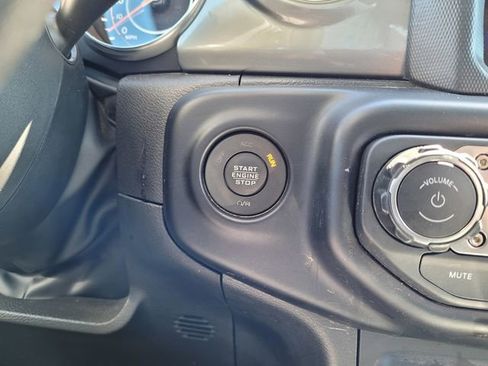 Used 2023 Jeep Wrangler Sahara image 21