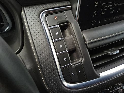 Used 2024 GMC Yukon SLT RWD image 22