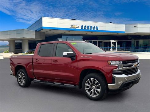 Used 2022 Chevrolet Silverado 1500 LT w/ Bed Protection Package image 6