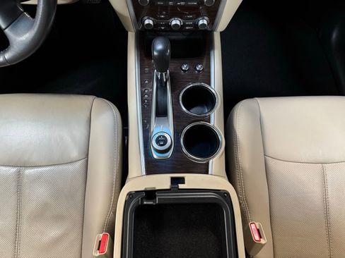 Used 2016 Nissan Pathfinder Platinum image 27