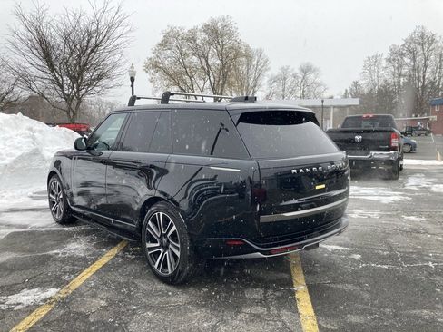 Used 2023 Land Rover Range Rover SE image 5