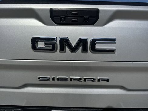 Used 2019 GMC Sierra 1500 SLT w/ SLT Premium Package AWD/4WD image 31