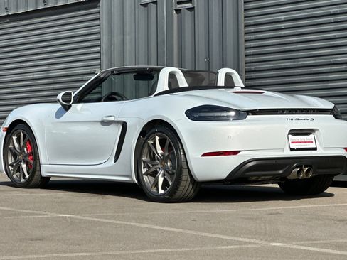 Used 2025 Porsche 718 Boxster S image 3