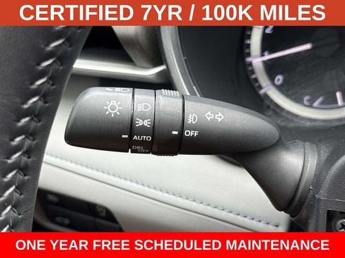 Used 2023 Toyota Highlander XLE FWD image 27