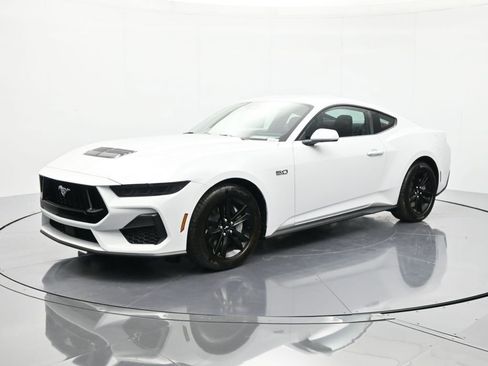 New 2026 Ford Mustang GT RWD image 1
