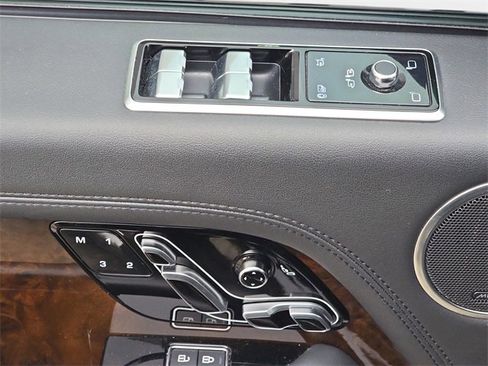 Used 2022 Land Rover Range Rover Westminster Edition image 30