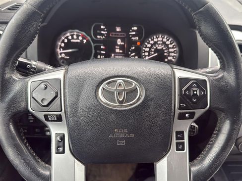 Used 2018 Toyota Tundra Limited image 2