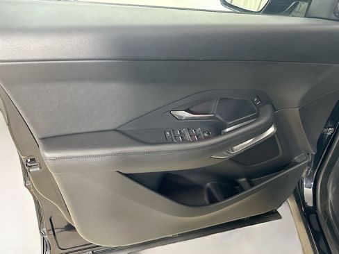 Used 2020 Jaguar E-PACE AWD/4WD image 15