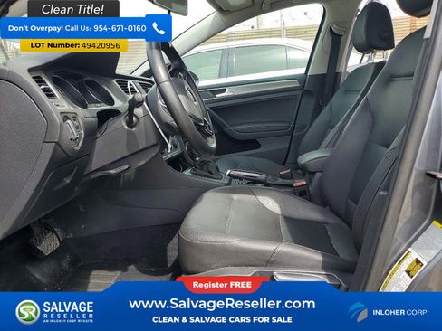 Used 2015 Volkswagen Golf 4-Door image 9