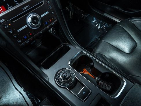 Used 2019 Ford Fusion Titanium image 17