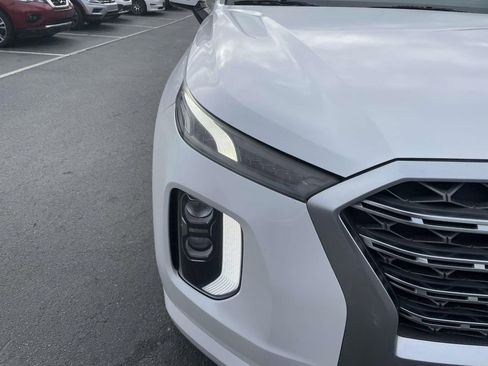 Used 2020 Hyundai Palisade Limited image 16
