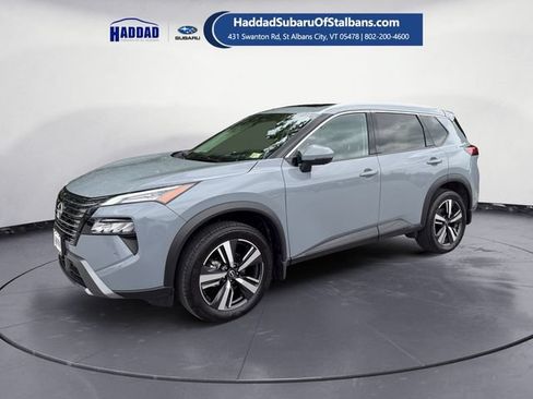Used 2025 Nissan Rogue SL w/ SL Premium Package AWD/4WD image 1