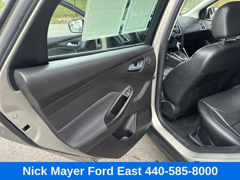 Used 2015 Ford Focus Titanium image 13