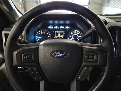 Used 2019 Ford F150 XLT w/ Equipment Group 302A Luxury AWD/4WD image 13