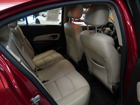 Used 2012 Chevrolet Cruze LT w/ RS Package image 27