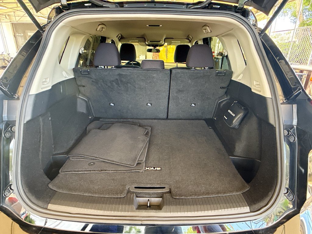 Used 2024 Nissan Rogue S AWD/4WD image 26