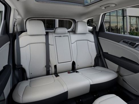 New 2026 Kia Sportage EX w/ EX Panorama Roof Package image 17