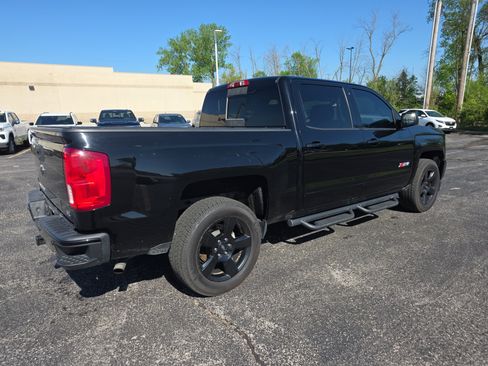 Used 2017 Chevrolet Silverado 1500 LTZ Z71 w/ Realtree Edition image 3