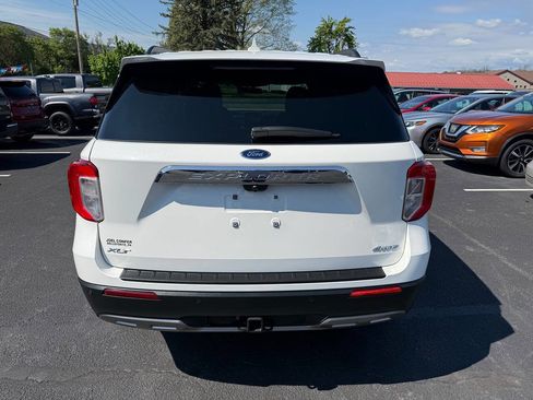 Used 2022 Ford Explorer XLT w/ Equipment Group 202A AWD/4WD image 6