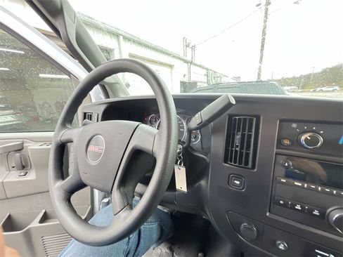 Used 2024 GMC Savana 2500 w/ Driver Convenience Package image 19