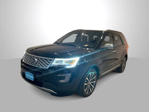 Used 2017 Ford Explorer Platinum image 1