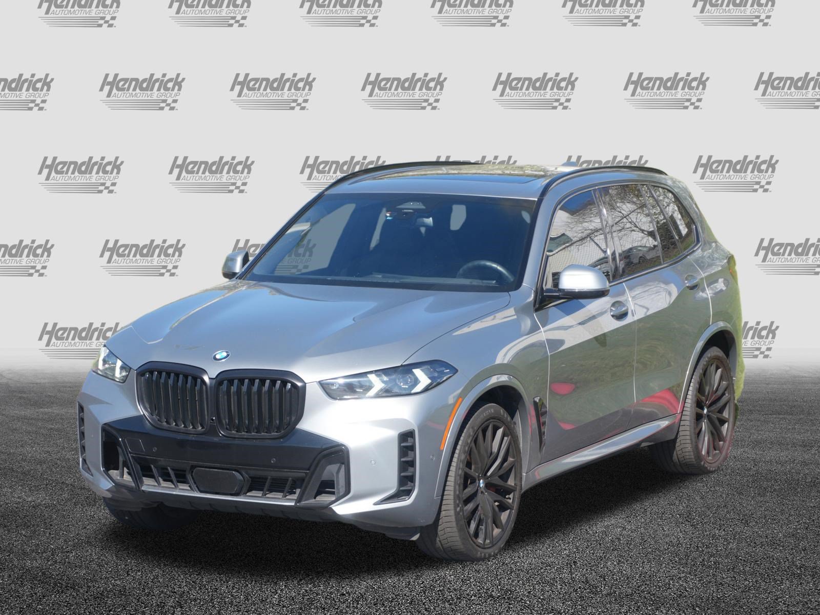 Certified 2024 BMW X5 sDrive40i w/ M Sport Package RWD image 5