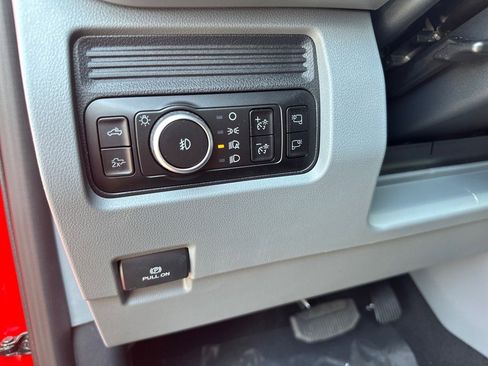 New 2025 Ford F350 XLT w/ Black Appearance Package image 14