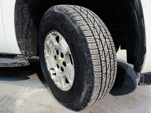 Used 2011 Chevrolet Tahoe LT image 47