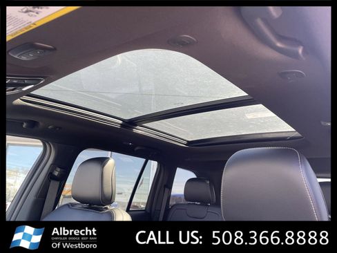 New 2026 Jeep Grand Cherokee Limited w/ Limited Altitude Package AWD/4WD image 23