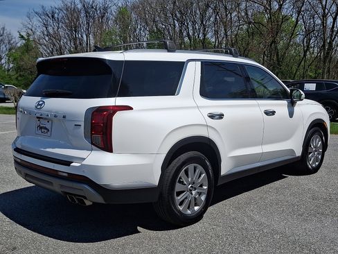 Used 2023 Hyundai Palisade SEL w/ Cargo Package AWD/4WD image 6