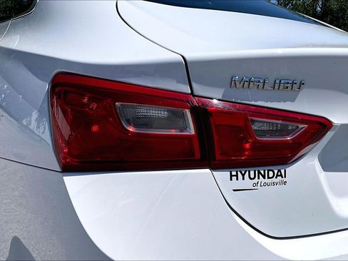 Used 2023 Chevrolet Malibu LT FWD image 31