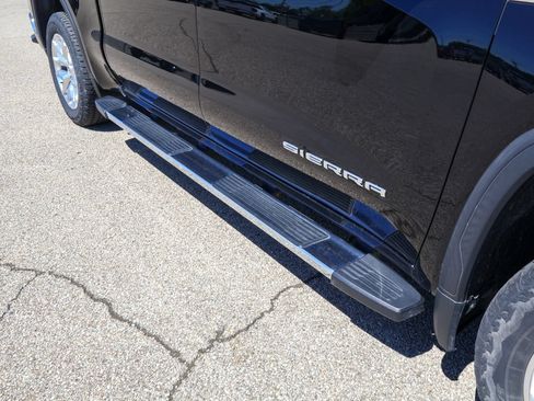 Used 2021 GMC Sierra 1500 SLT w/ SLT Premium Plus Package AWD/4WD image 7