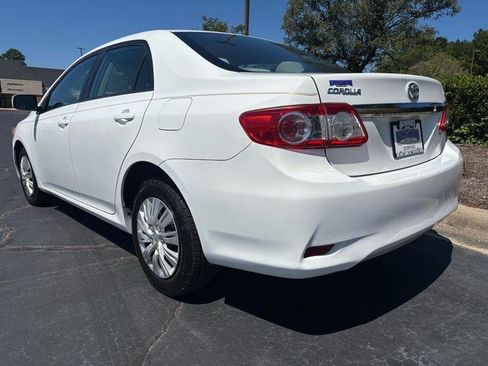 Used 2011 Toyota Corolla LE image 3