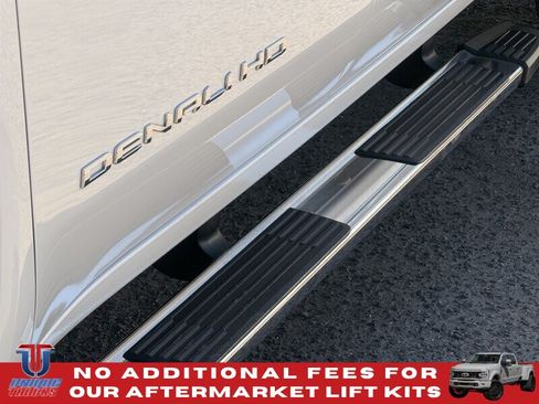 Used 2024 GMC Sierra 3500 Denali w/ Denali Reserve Package AWD/4WD image 7