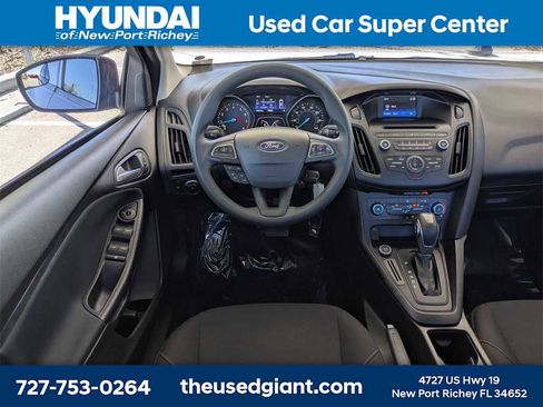 Used 2016 Ford Focus SE image 14