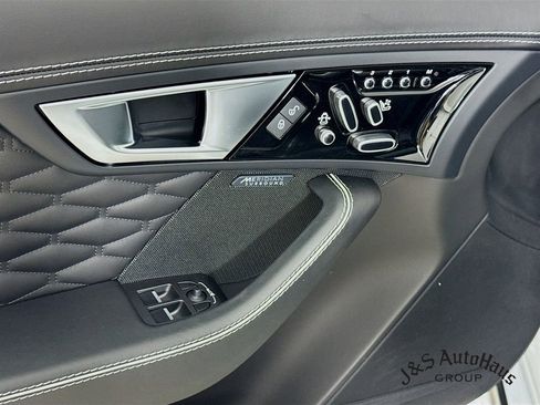 Used 2017 Jaguar F-TYPE SVR image 23