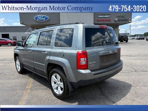 Used 2014 Jeep Patriot Latitude AWD/4WD image 7