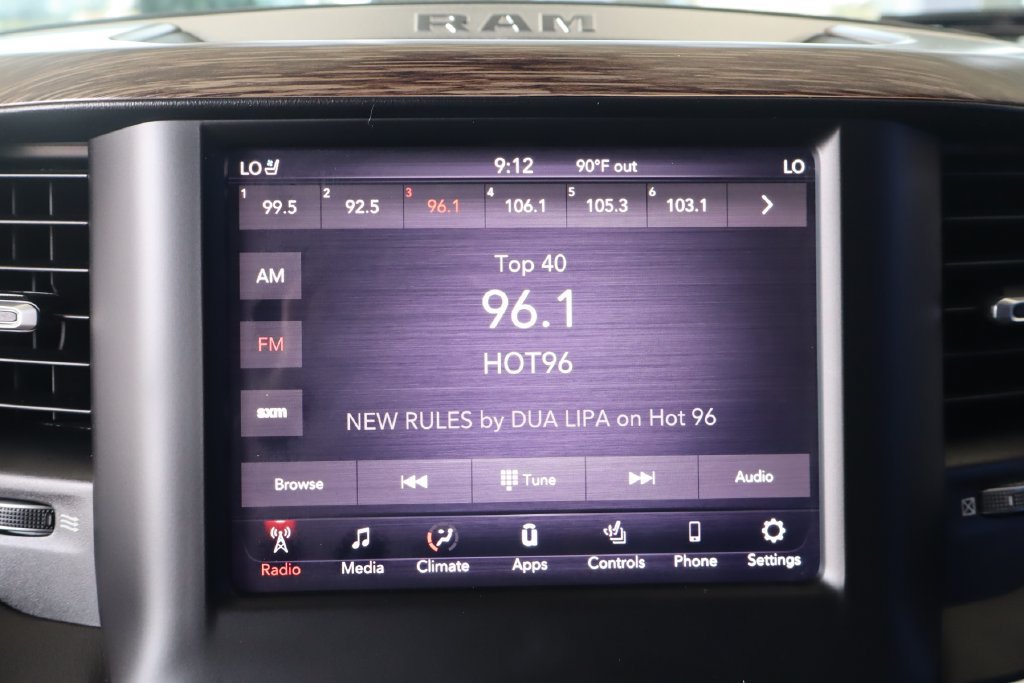 Used 2019 RAM 1500 Laramie AWD/4WD image 24