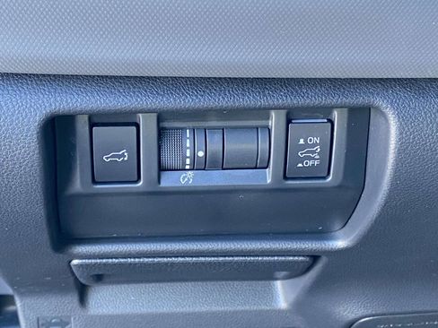 Used 2025 Subaru Forester Sport image 30