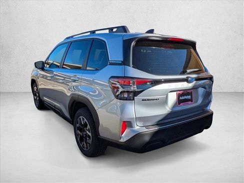 New 2025 Subaru Forester Premium image 7