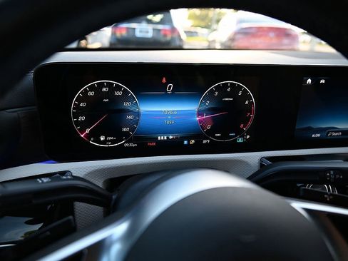 Certified 2025 Mercedes-Benz CLA 250 image 23