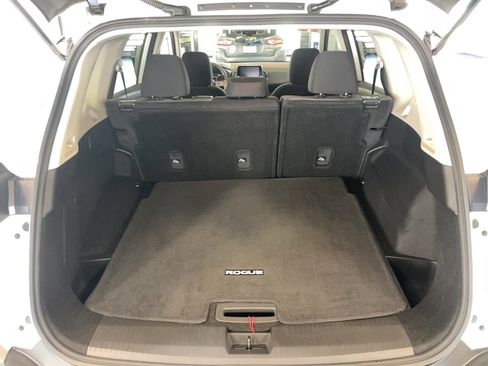 Certified 2023 Nissan Rogue SV image 20