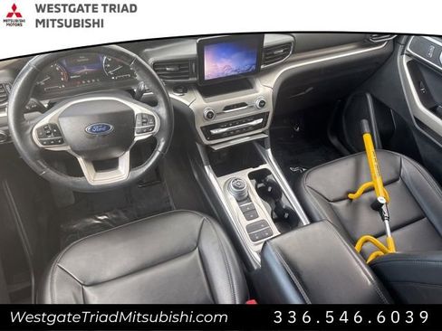 Used 2022 Ford Explorer XLT w/ Equipment Group 202A RWD image 11