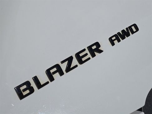Used 2022 Chevrolet Blazer LT w/ Midnight/Sport Edition image 31