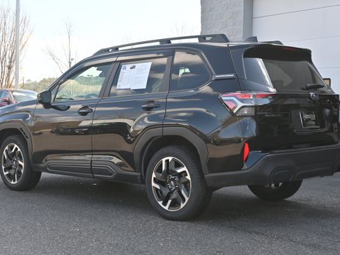 Used 2025 Subaru Forester Limited w/ Popular Package #2 AWD/4WD image 7