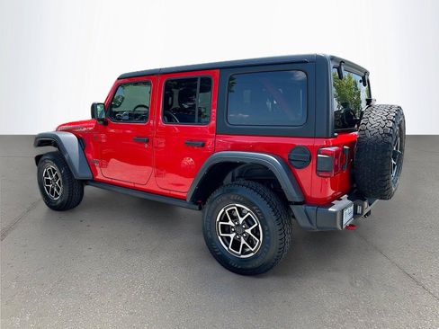 Used 2024 Jeep Wrangler Unlimited Rubicon AWD/4WD image 6