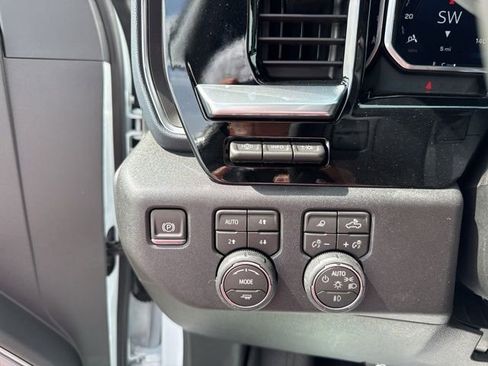 New 2026 Chevrolet Silverado 3500 High Country w/ High Country Premium Package AWD/4WD image 21