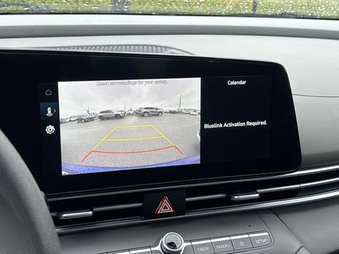 Used 2024 Hyundai Elantra SEL FWD image 18
