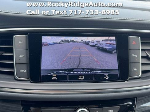 Used 2023 Buick Enclave Essence w/ Experience Buick Package AWD/4WD image 28